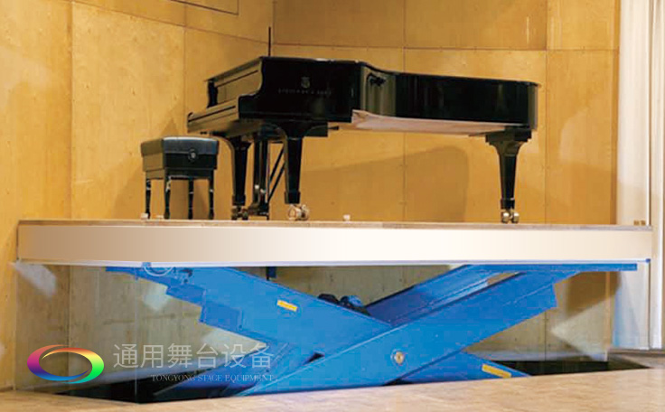升降舞臺-源頭廠家,價優質高！采用鋼性鏈或液壓油缸起降運行平穩、安全可靠