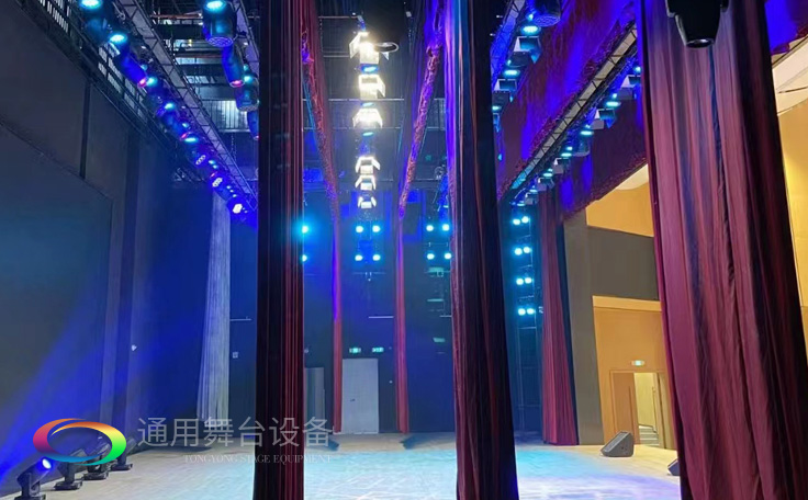 專業●專注●專心 供應舞臺機械、舞臺阻燃幕布、舞臺燈光影響等相關產品，用心服務顧客！