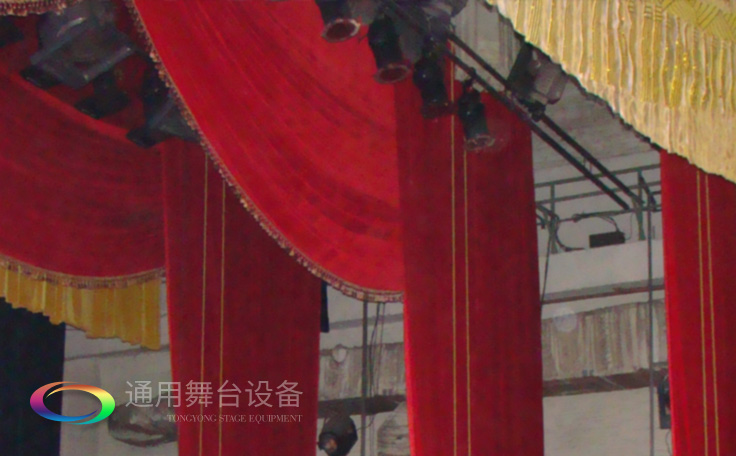 提升舞臺美感設計、增強舞臺透視！寬幅平紋細布橫側阻燃幕布